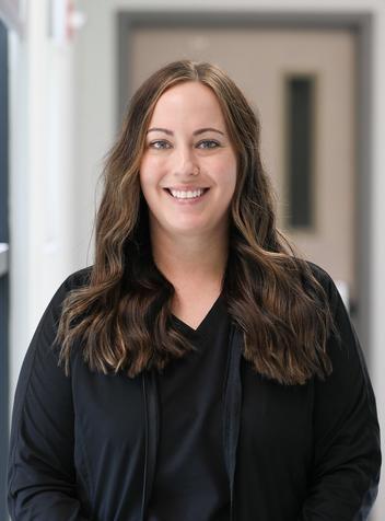 Laura Olson at Truyu.